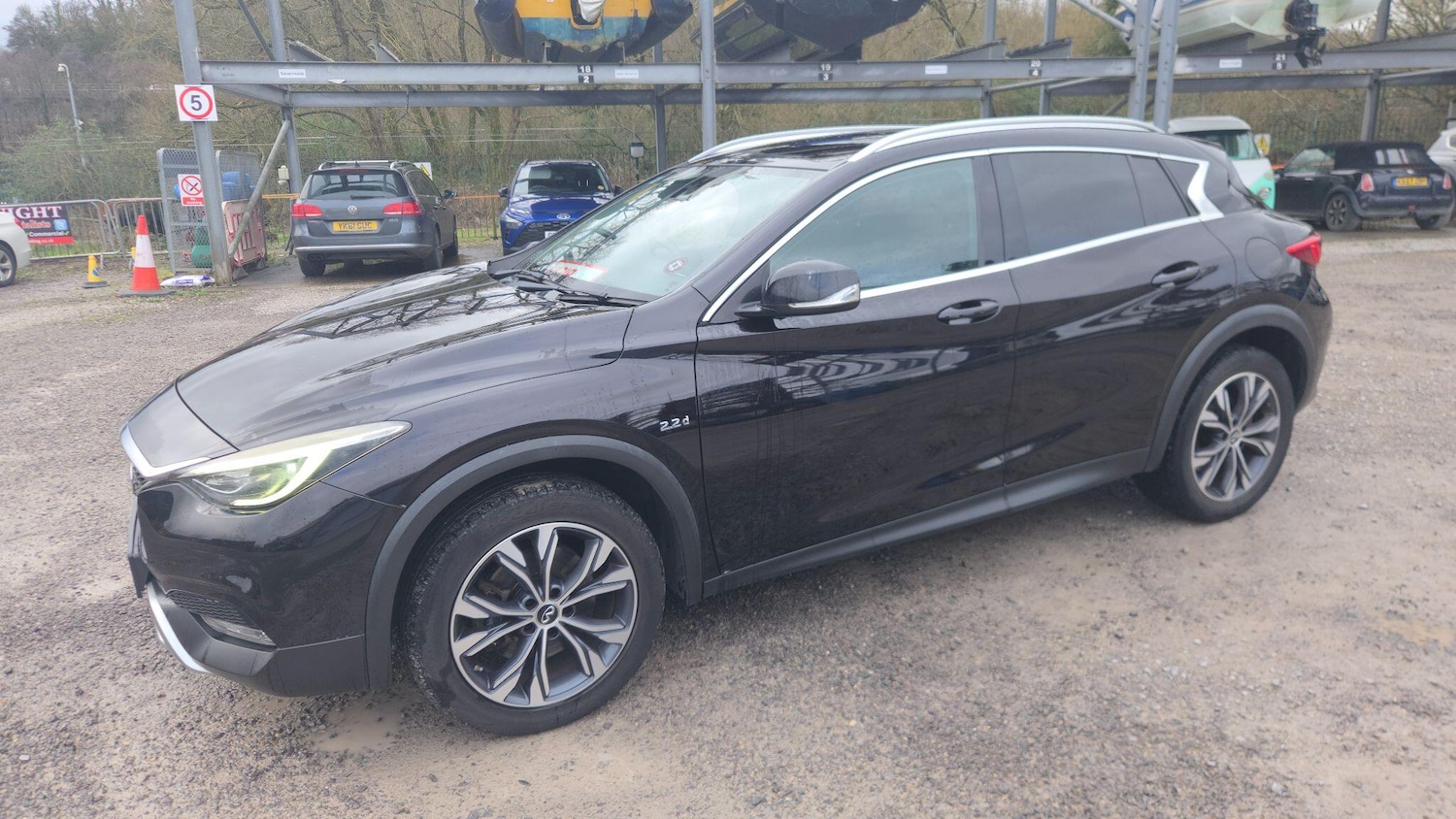 Used Infiniti QX30 2017 for sale - 77550511: Photo 6