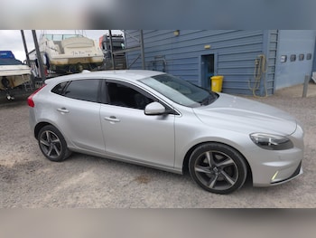 Used Volvo V40 2016 for sale - 78416028: Photo