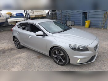 Used Volvo V40 2016 for sale - 78416028: Photo
