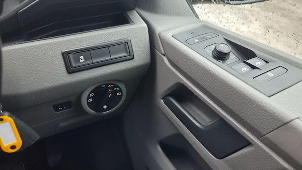Used Volkswagen Transporter 2022 for sale - 76201428: Photo 24