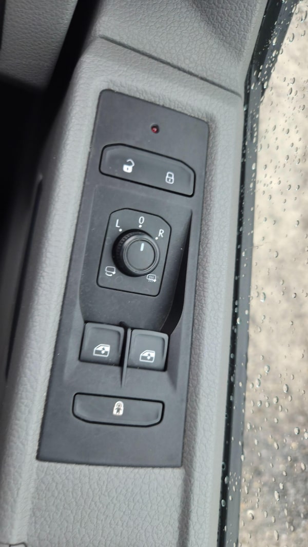 Used Volkswagen Transporter 2022 for sale - 76201428: Photo 27