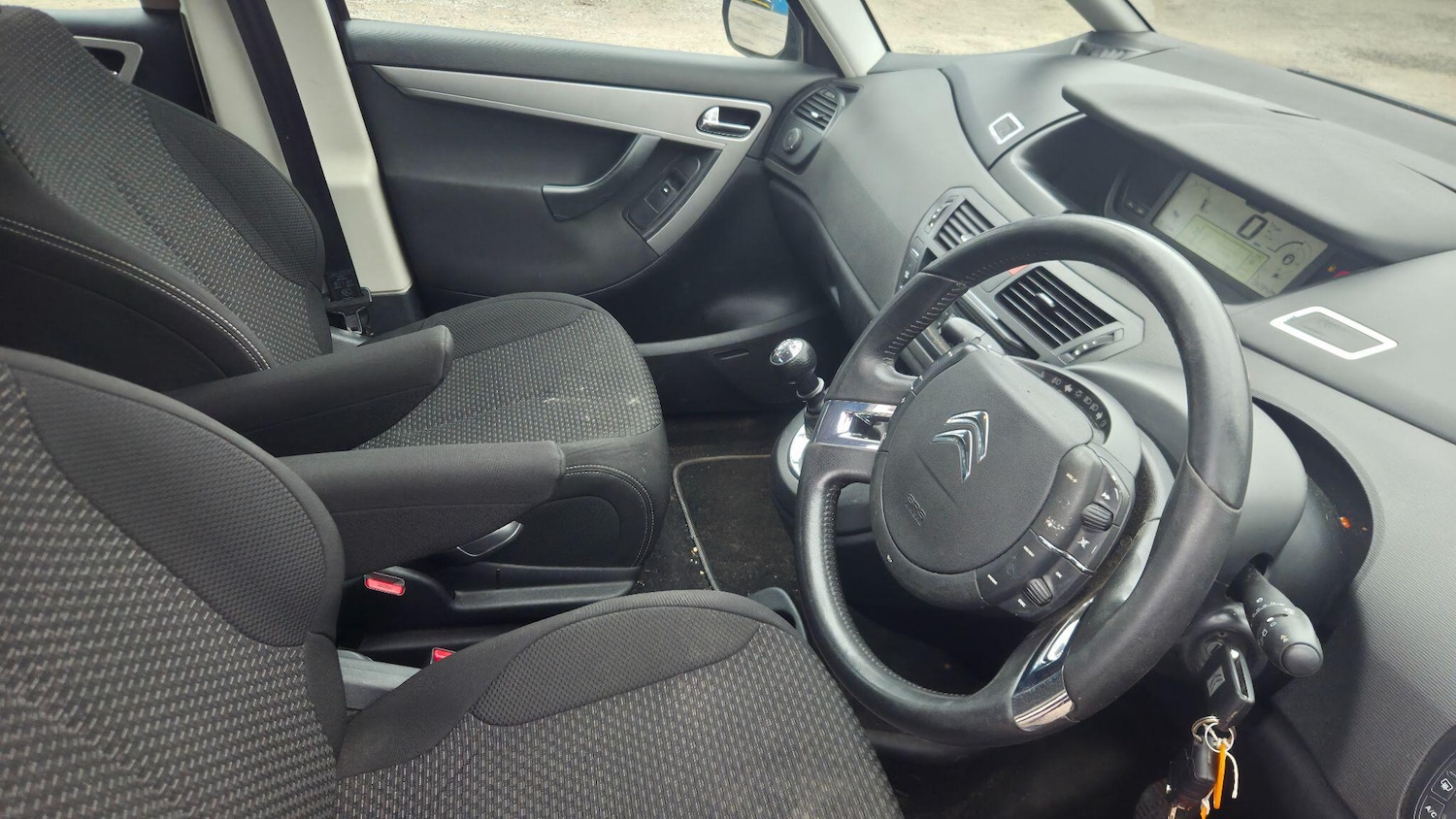 Used Citroen C4 Picasso 2011 for sale - 77824275: Photo 20