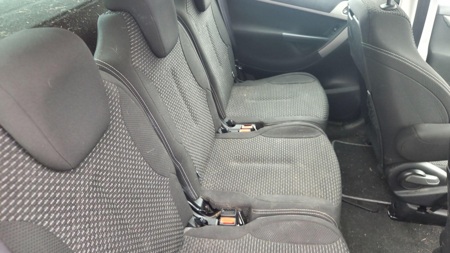 Used Citroen C4 Picasso 2011 for sale - 77824275: Photo 22