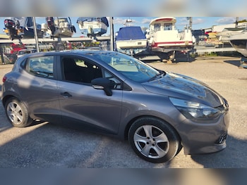 Used Renault Clio 2014 for sale - 76041633: Photo
