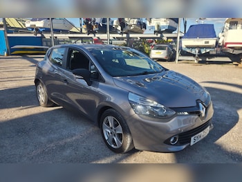 Used Renault Clio 2014 for sale - 76041633: Photo