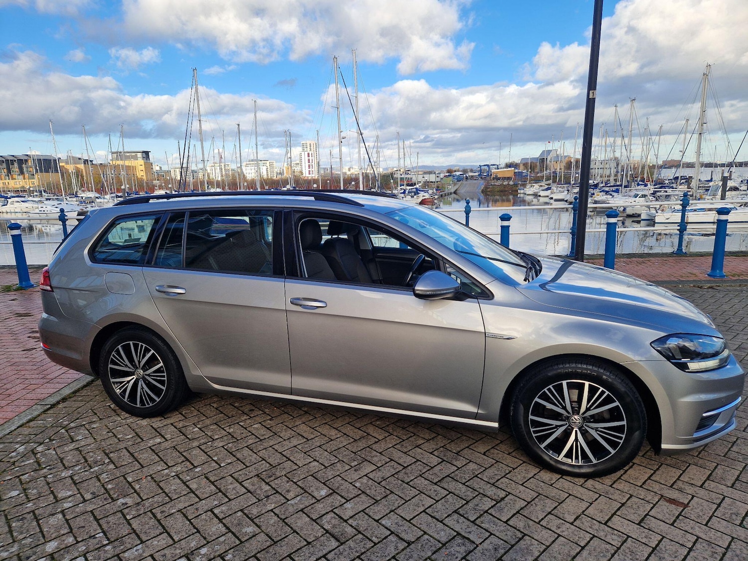 Used Volkswagen Golf 2018 for sale - 76714222: Photo 2
