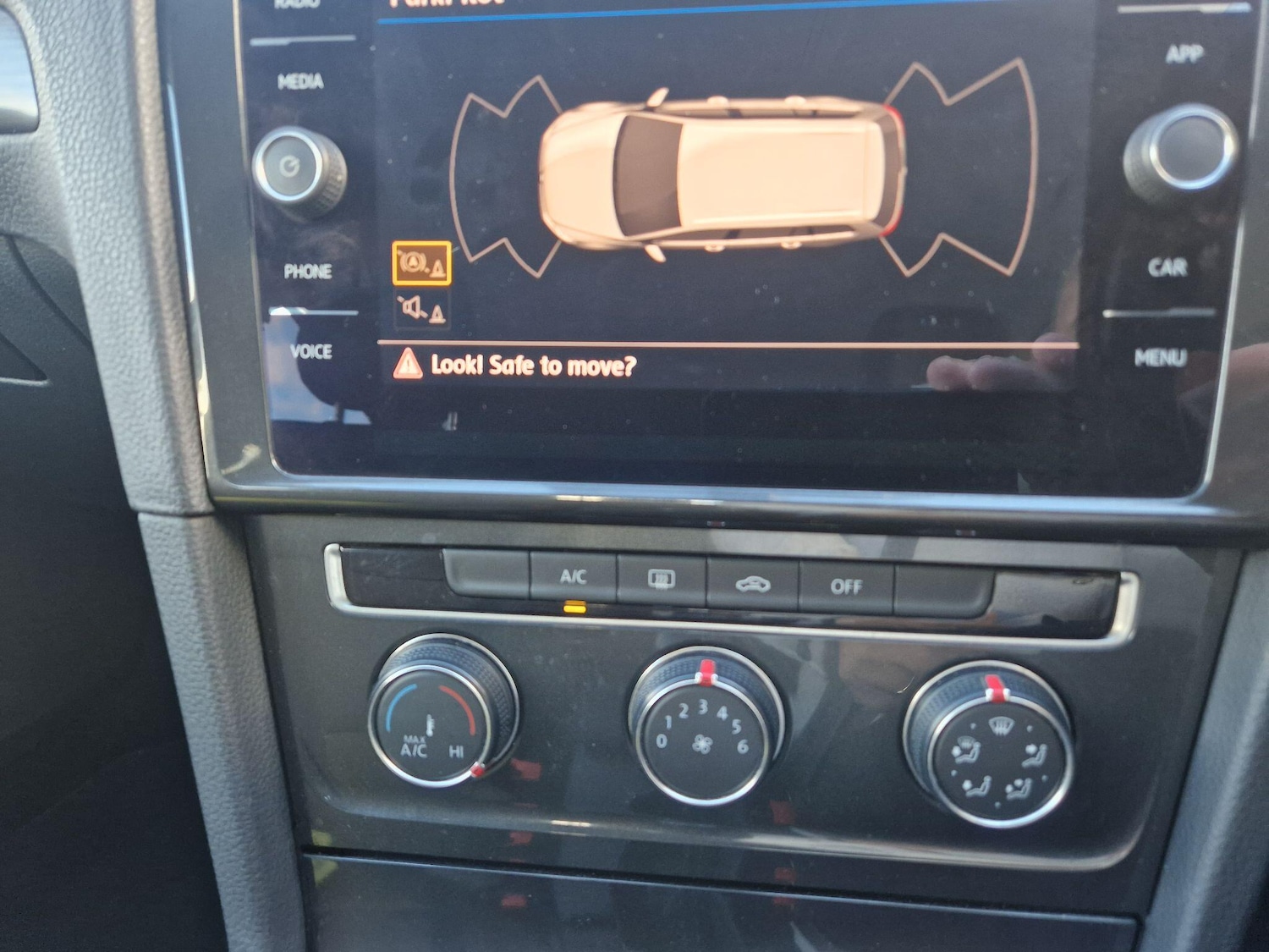 Used Volkswagen Golf 2018 for sale - 76714222: Photo 21