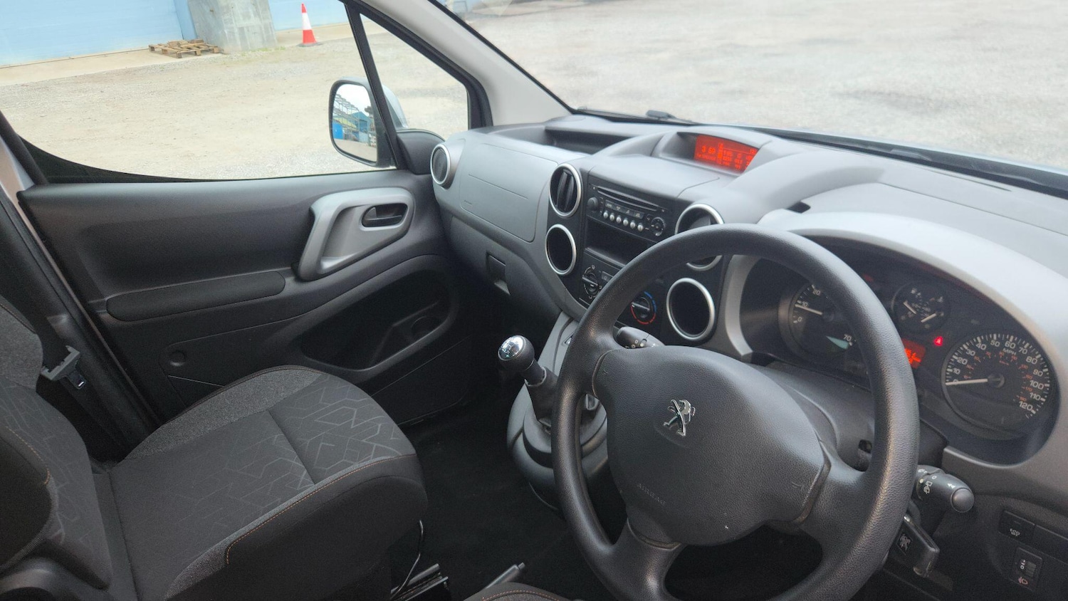 Used Peugeot Partner Tepee for sale - 77824499: Photo 17