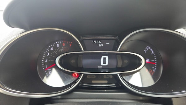 Used Renault Clio 2018 for sale - 76259790: Photo 13