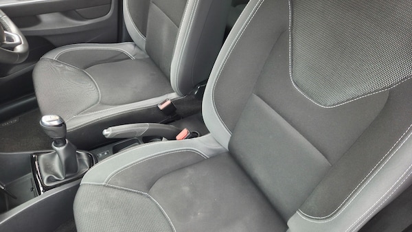 Used Renault Clio 2018 for sale - 76259790: Photo 24