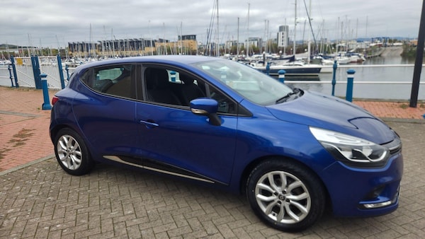 Used Renault Clio 2018 for sale - 76259790: Photo 2