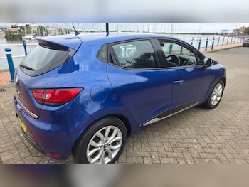 Used Renault Clio 2018 for sale - 76259790: Photo 4