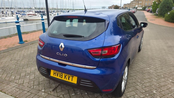 Used Renault Clio 2018 for sale - 76259790: Photo 5