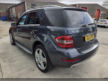 Used Mercedes-Benz M Class 2011 for sale - 78516994: Photo