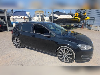 Used Volkswagen Golf 2014 for sale - 79158327: Photo