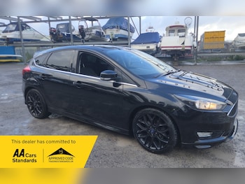 2015 (15) - 1.0 EcoBoost 125 Zetec S 5dr