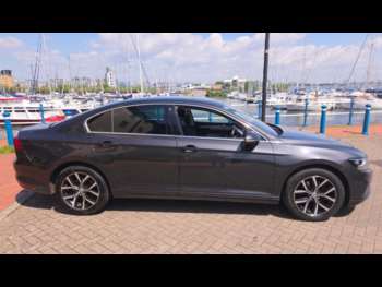 Used Volkswagen Passat 2019 for sale - 74613449: Photo