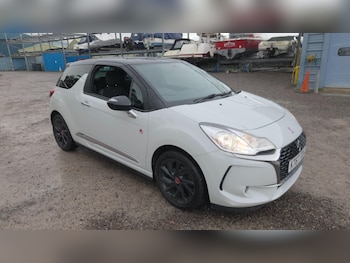 Used DS Automobiles DS 3 2018 for sale - 76432620: Photo