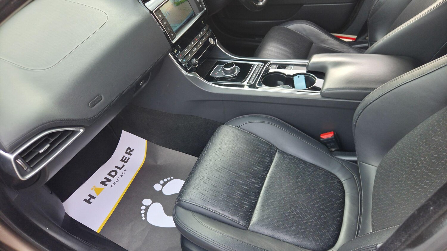 Used Jaguar XE 2016 for sale - 76200195: Photo 37