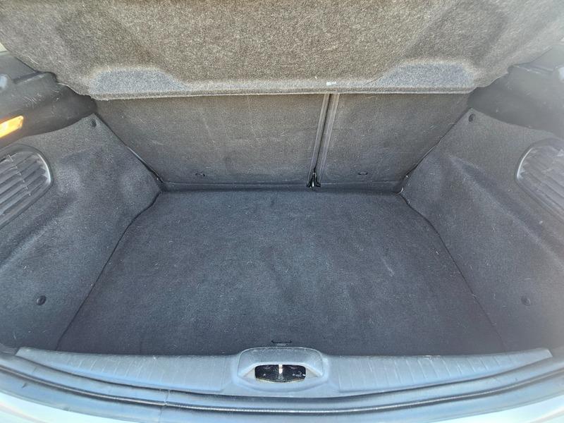 Used Peugeot 208 2015 for sale - 76499314: Photo 38