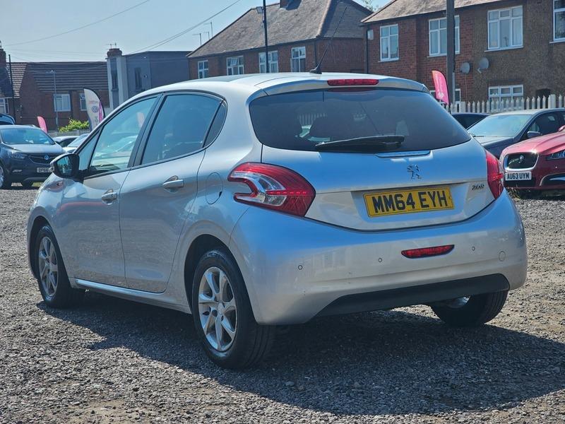 Used Peugeot 208 2015 for sale - 76499314: Photo 7
