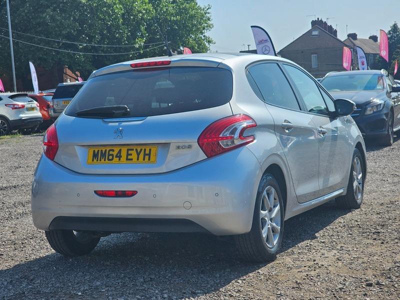 Used Peugeot 208 2015 for sale - 76499314: Photo 9