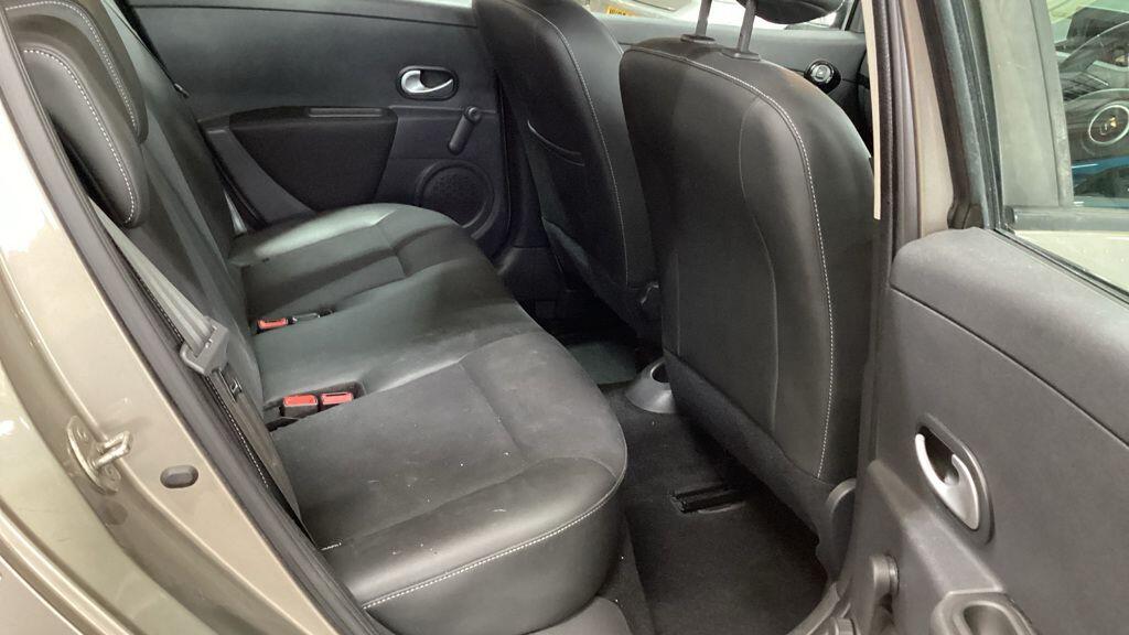 Used Renault Clio for sale - 78141495: Photo 16