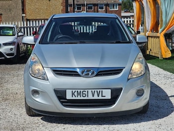 Used Hyundai i20 2012 for sale - 78388009: Photo