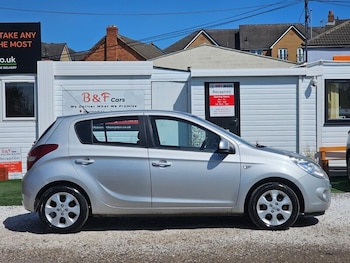 Used Hyundai i20 2012 for sale - 78388009: Photo