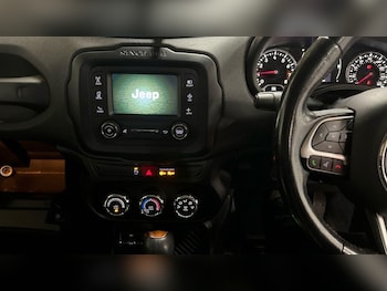 Used Jeep Renegade 2016 for sale - 76440327: Photo