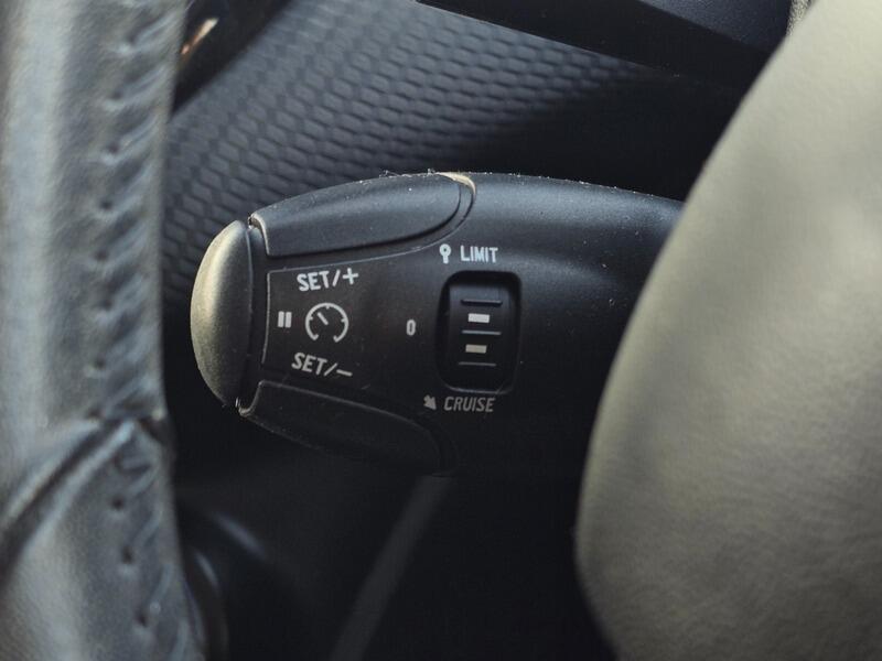 Used Peugeot 208 2017 for sale - 77892434: Photo 21