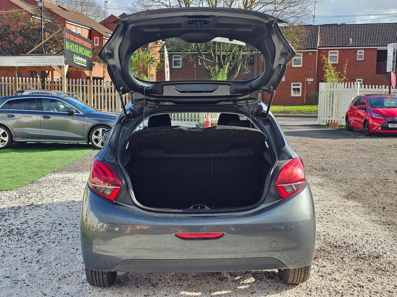 Used Peugeot 208 2017 for sale - 77892434: Photo 34