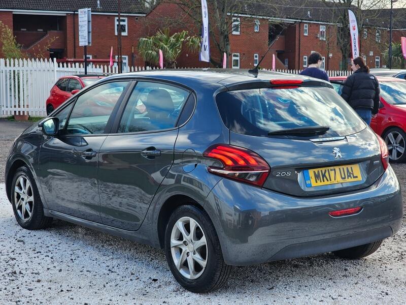 Used Peugeot 208 2017 for sale - 77892434: Photo 8