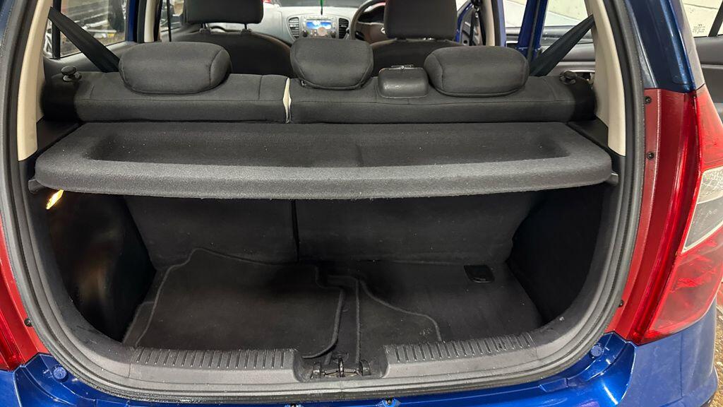 Used Hyundai i10 2013 for sale - 77559434: Photo 9