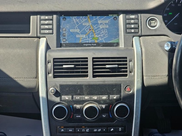 Used Land Rover Discovery Sport 2016 for sale - 74618712: Photo 17