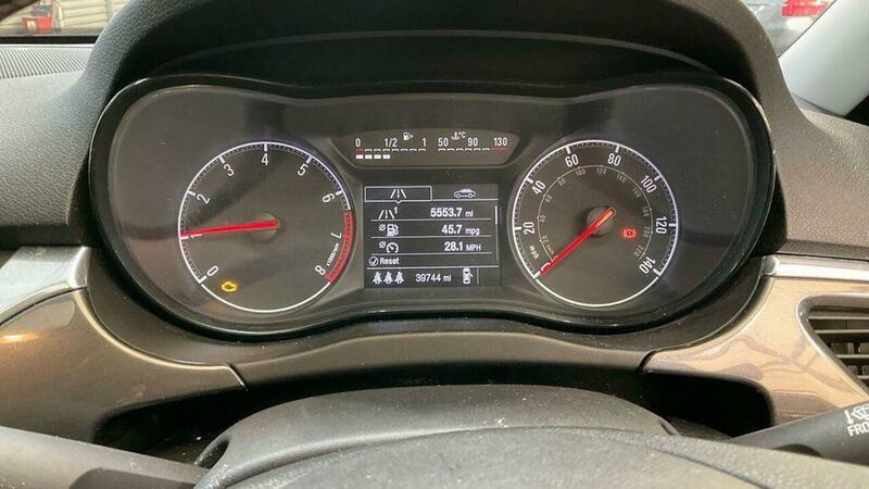 Used Vauxhall Corsa 2014 for sale - 77162786: Photo 6