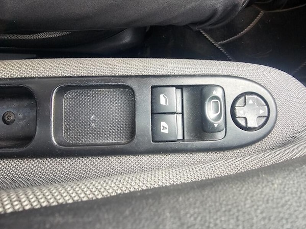 Used Citroen C3 Picasso 2012 for sale - 75577457: Photo 12