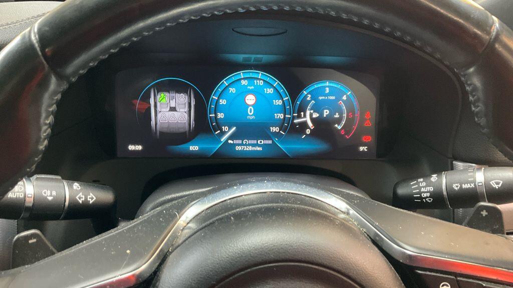 Used Jaguar XF 2016 for sale - 76441286: Photo 5