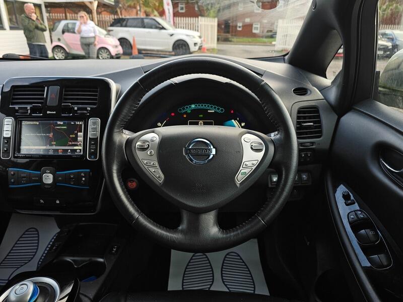 Used Nissan Leaf 2017 for sale - 77637428: Photo 15