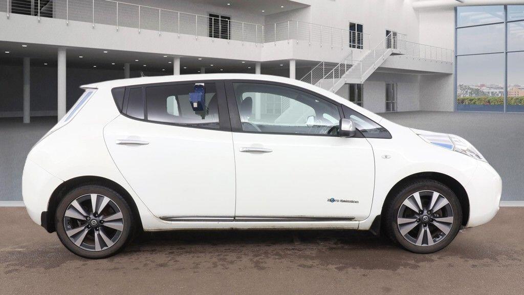 Used Nissan Leaf 2017 for sale - 77637428: Photo 6