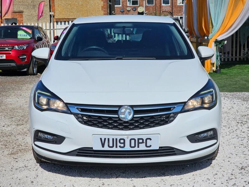 Used Vauxhall Astra 2019 for sale - 78220279: Photo 2