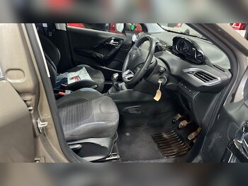 Used Peugeot 208 2014 for sale - 78562161: Photo