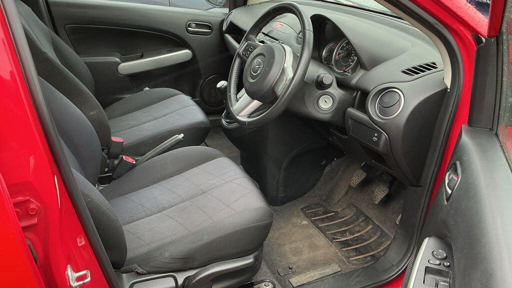 Used Mazda Mazda2 2013 for sale - 77898509: Photo 4