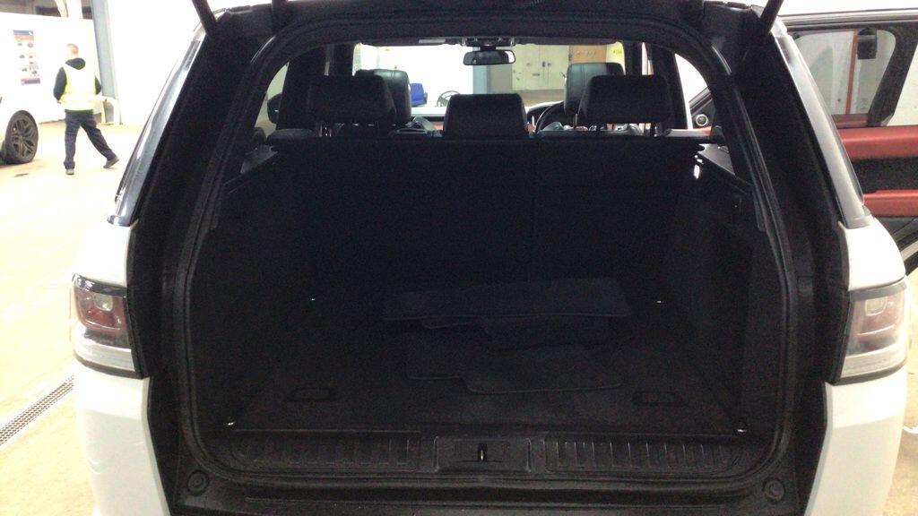 Used Land Rover Range Rover Sport 2015 for sale - 76433244: Photo 9