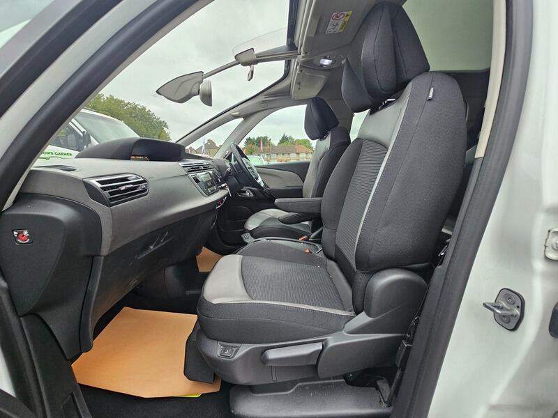 Used Citroen C4 Grand Picasso 2016 for sale - 76174944: Photo 16