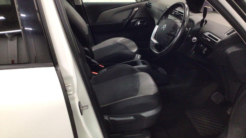 Used Citroen C4 Grand Picasso 2016 for sale - 76174944: Photo 9