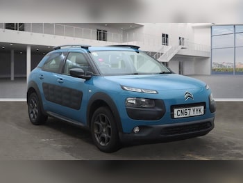 2017 (67) - 1.2 PureTech Feel Euro 6 5dr (Euro 6)