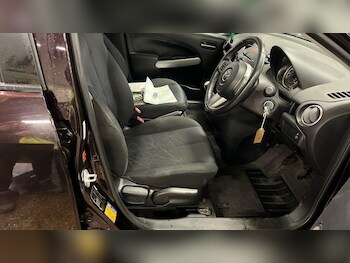 Used Mazda Mazda2 2011 for sale - 77351394: Photo