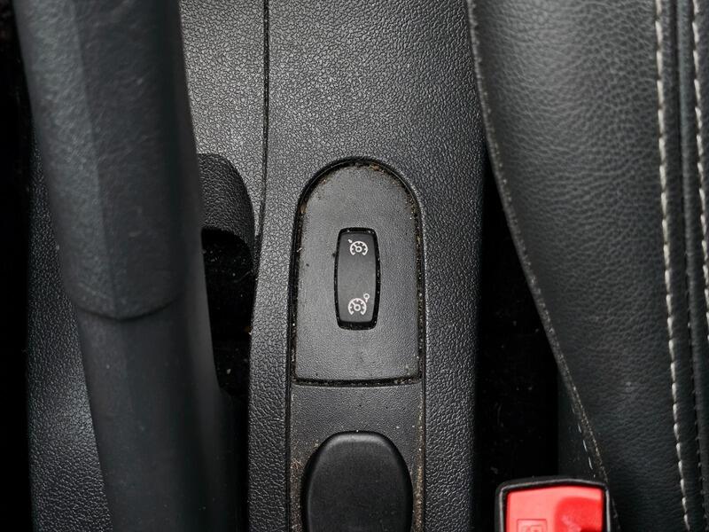 Used Renault Clio 2012 for sale - 77455332: Photo 29