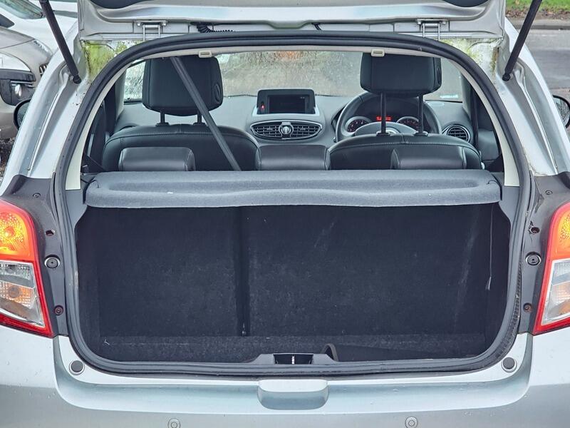 Used Renault Clio 2012 for sale - 77455332: Photo 31